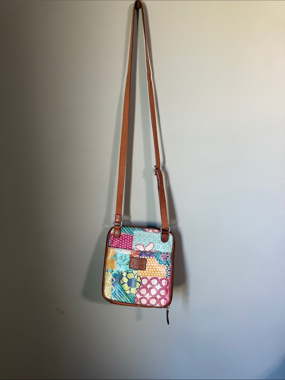 FOSSIL FLORAL PURSE 🌸 - Picture 2 of 5